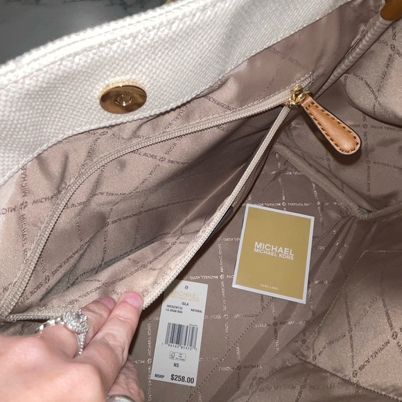 MICHAEL KORS ISLA canvas large shoulder bag NWT - Picture 5 of 7